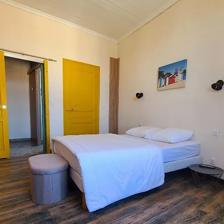 Nodesia بيت للعطل *